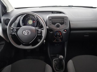 Thumbnail Mobil 6