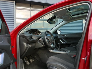 Thumbnail Mobil 4