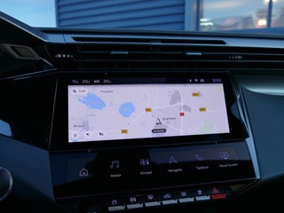 Thumbnail Mobil 8