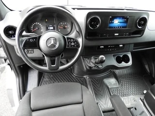 Thumbnail Mobil 10
