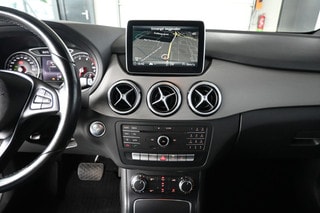 Thumbnail Mobil 9