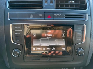 Thumbnail Mobil 6