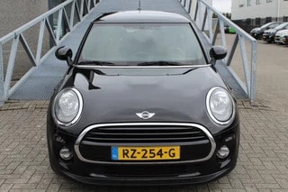 Thumbnail Mobil 6