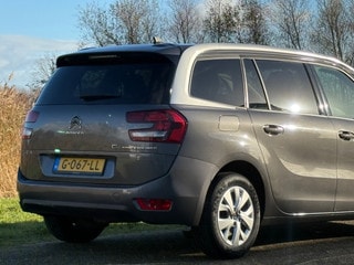 Thumbnail Mobil 9