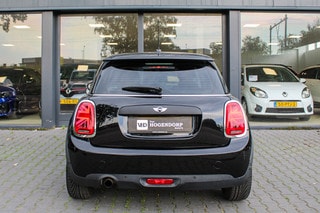 Thumbnail Mobil 6