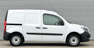 Thumbnail Mobil 6