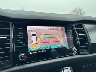 Thumbnail Mobil 8