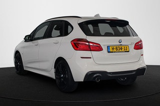 Thumbnail Mobil 4