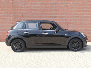 Thumbnail Mobil 7