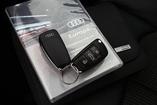 Thumbnail Mobil 10