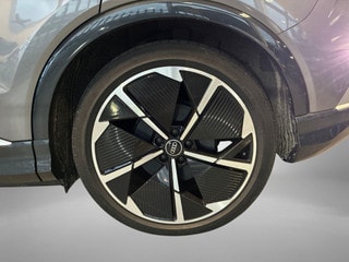 Thumbnail Mobil 10