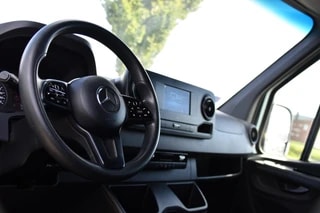 Thumbnail Mobil 2