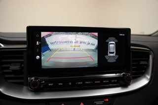 Thumbnail Mobil 7