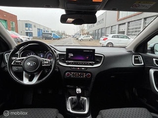 Thumbnail Mobil 10